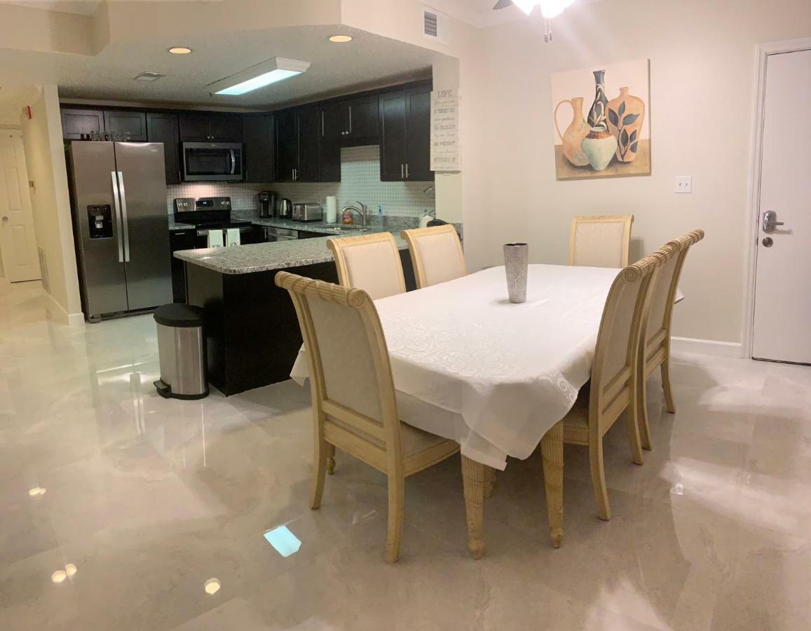 Luxury Condo In The Heart Of 비둘기 포지 외부 사진